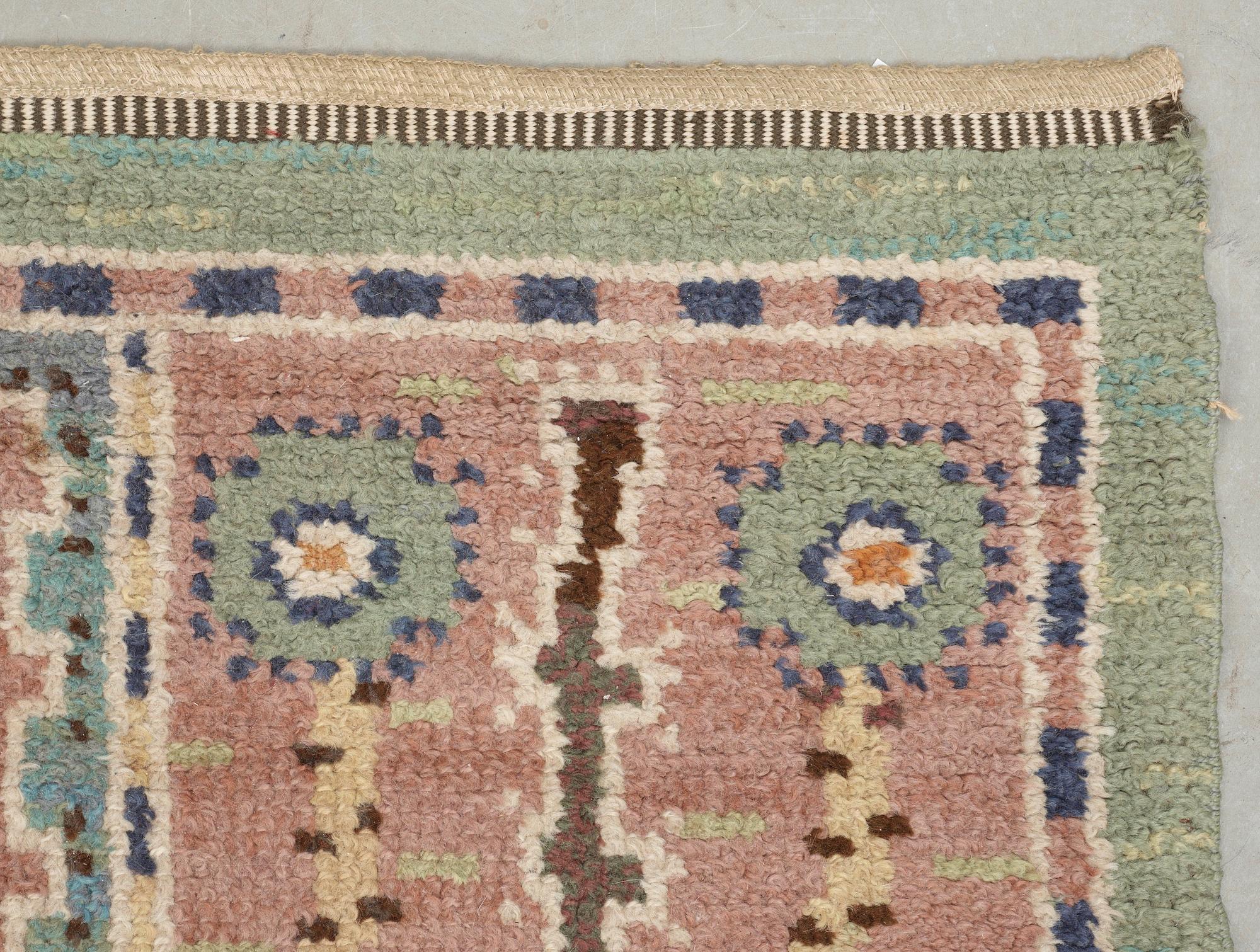 CARPET. "Älgö". Knotted pile. 307,5 x 213 cm. Signed MMF.