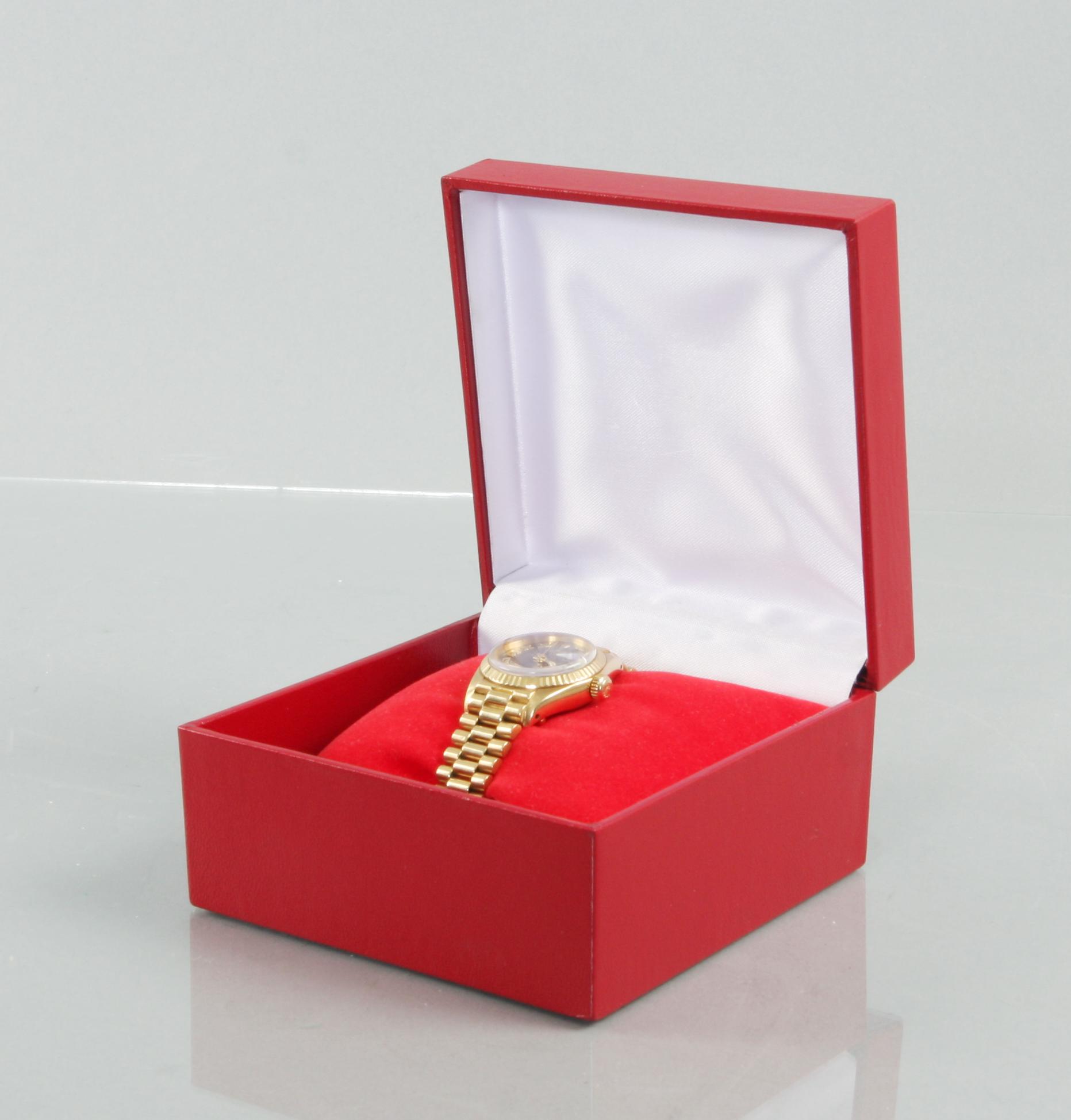 DAMARMBANDSUR, Rolex Oyster Perpetual Datejust, 18 K guld.