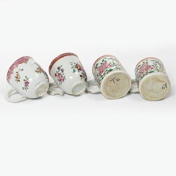 Koppar, 10 stycken, samt fyra fat, kompaniporslin, Kina, Qingdynastin, 1700-tal.