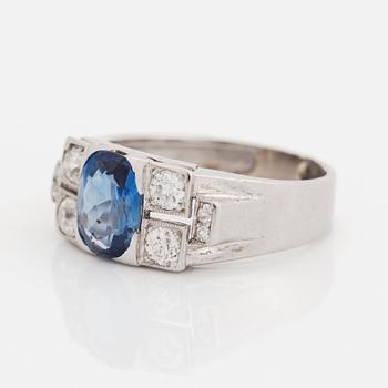 An 18K white gold ring set with a faceted sapphire weight ca 2.00 cts.