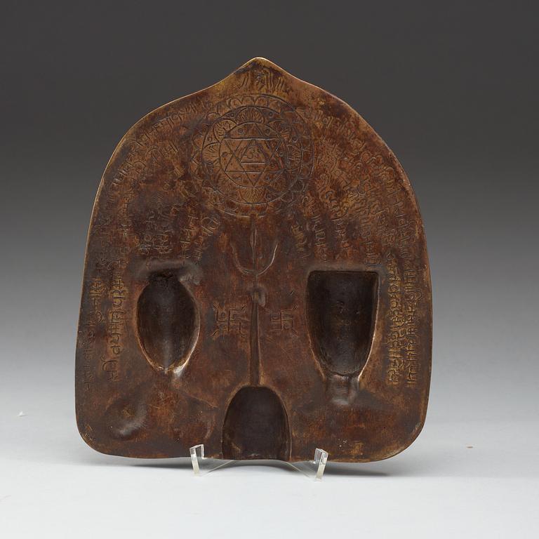 STELE, brons. Indien, troligen 16/1700-tal.