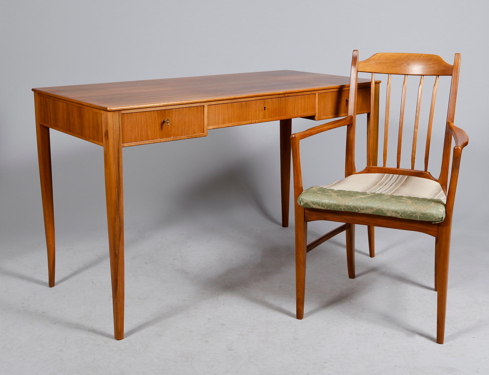 SKRIVBORD OCH STOL, Carl Malmsten, 1900-talets mitt.