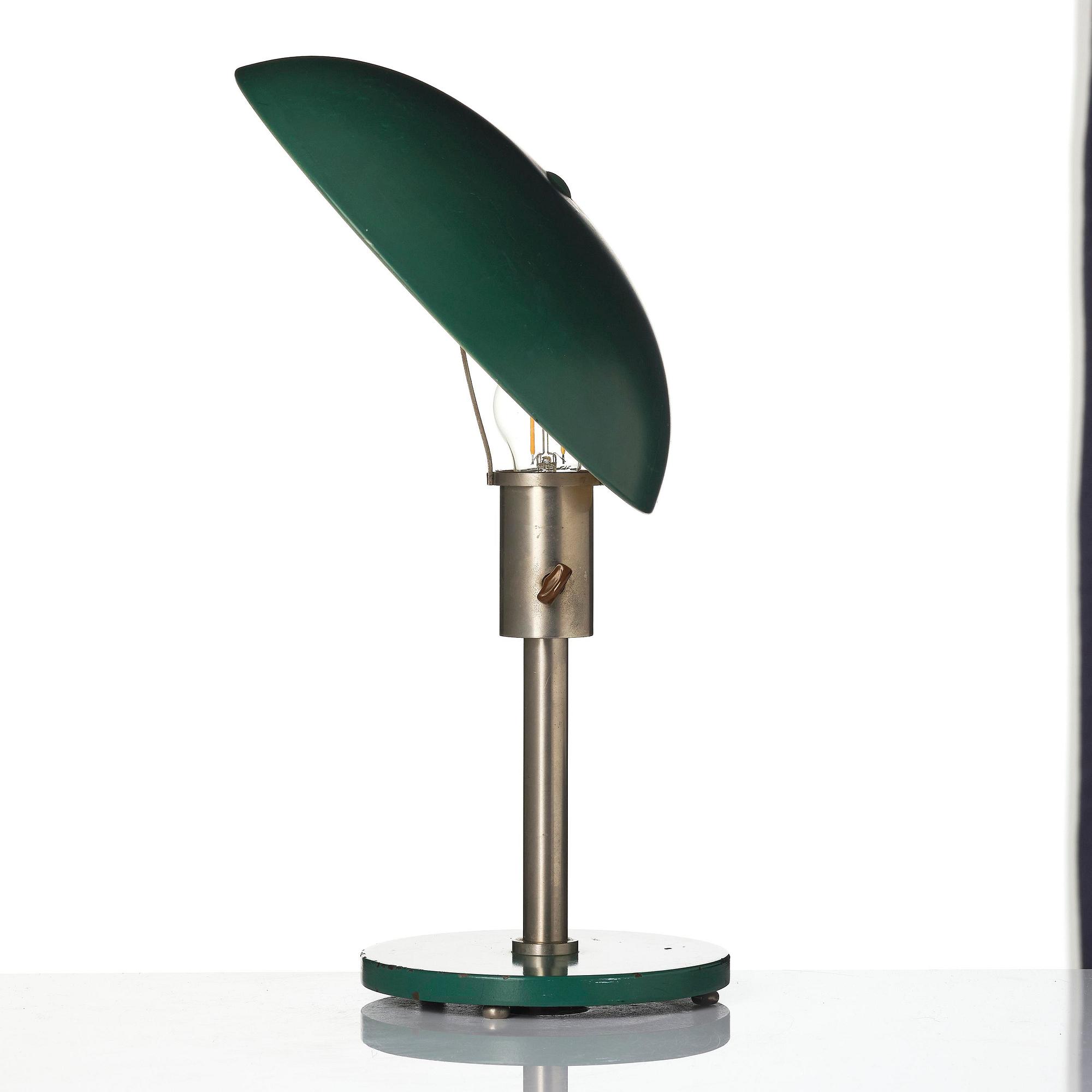 Harald Notini, a table lamp, Arvid Böhlmarks Lampfabrik, Stockholm, 1930s.