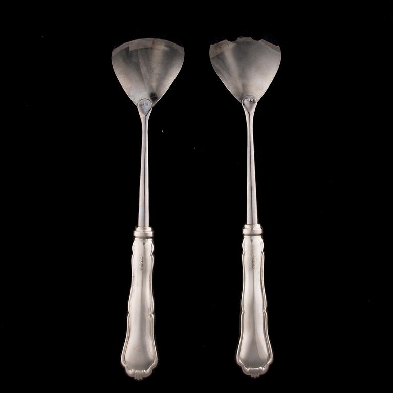 SERVERINGSBESTICK, 8 delar, silver, "Chippendale", bär diverse finska tillverkarstämplar, 1991-2013.