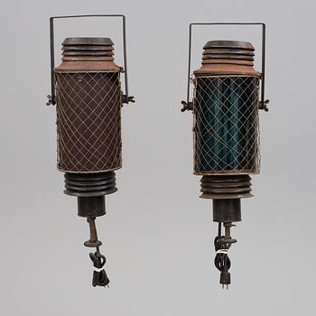 LAMPA/STRÅLKASTARE, 2 stycken, 1900-talets första hälft.