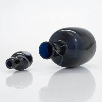 Timo Sarpaneva, a 'Blues' glass carafe, signed Timo Sarpaneva 98/1985.