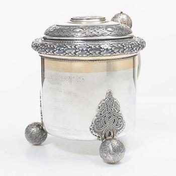 Karl Anderson, Dryckeskanna, silver, Stockholm 1906.