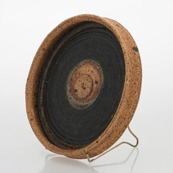 Raija Tuumi, fat, chamotterat stengods, signerad ARABIA RT.