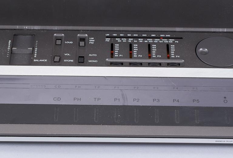 MUSIKANLÄGGNING, 2 delar, Bang & Olufsen.