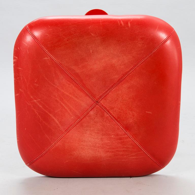 YRJÖ KUKKAPURO, nojatuoli ja rahi, "Karuselli" Haimi, 1970-luku.