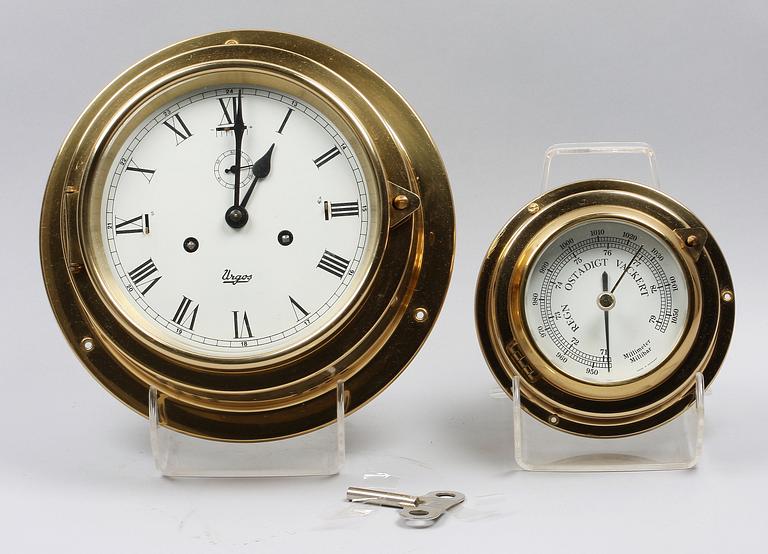 SKEPPSUR samt BAROMETER, mässing, 1900-talets andra hälft.