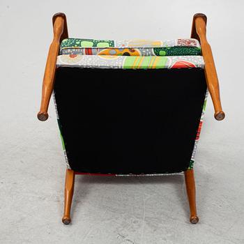 Josef Frank, karmstol, modell 891, Firma Svenskt Tenn.