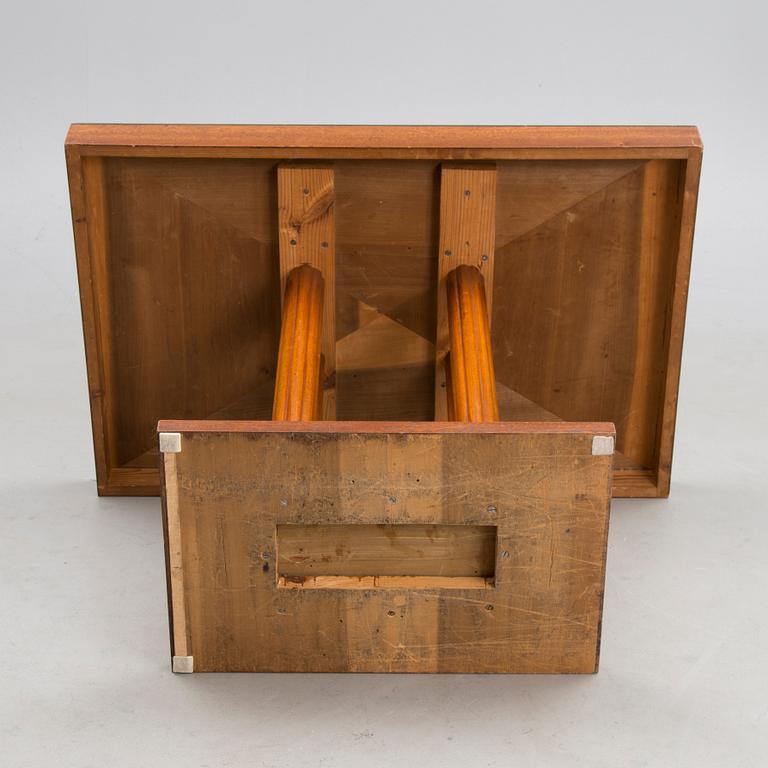An early 20th century six-piece set of furniture by Armas Lindgren and Onni Tarjanne.