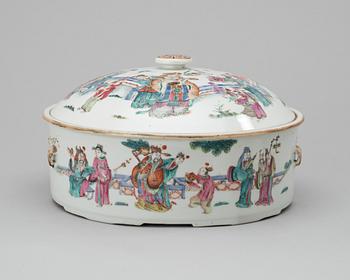 742. A tureen whith cover. Qing dynasty.