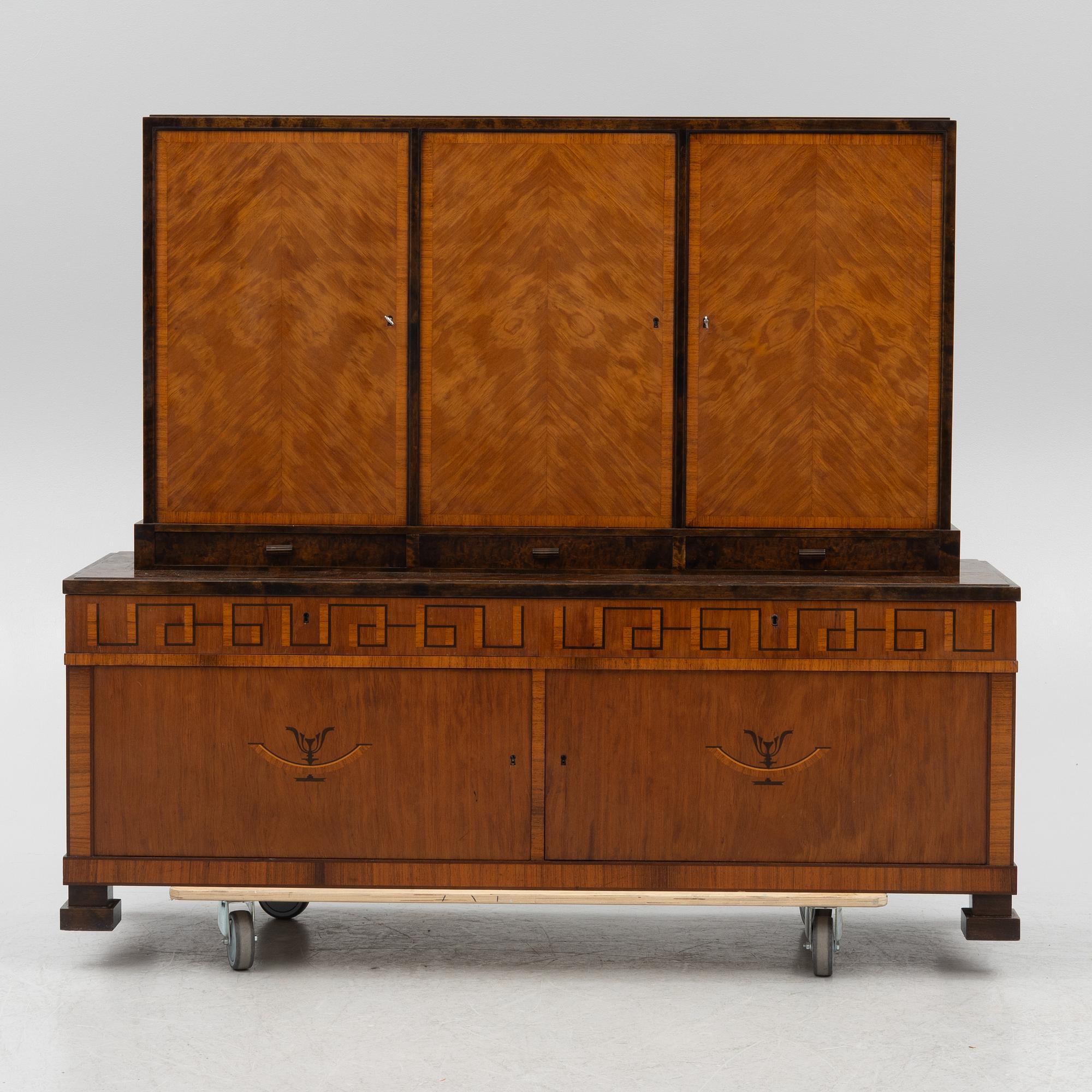 Skåp, Swedish grace, 1920-/30-tal.