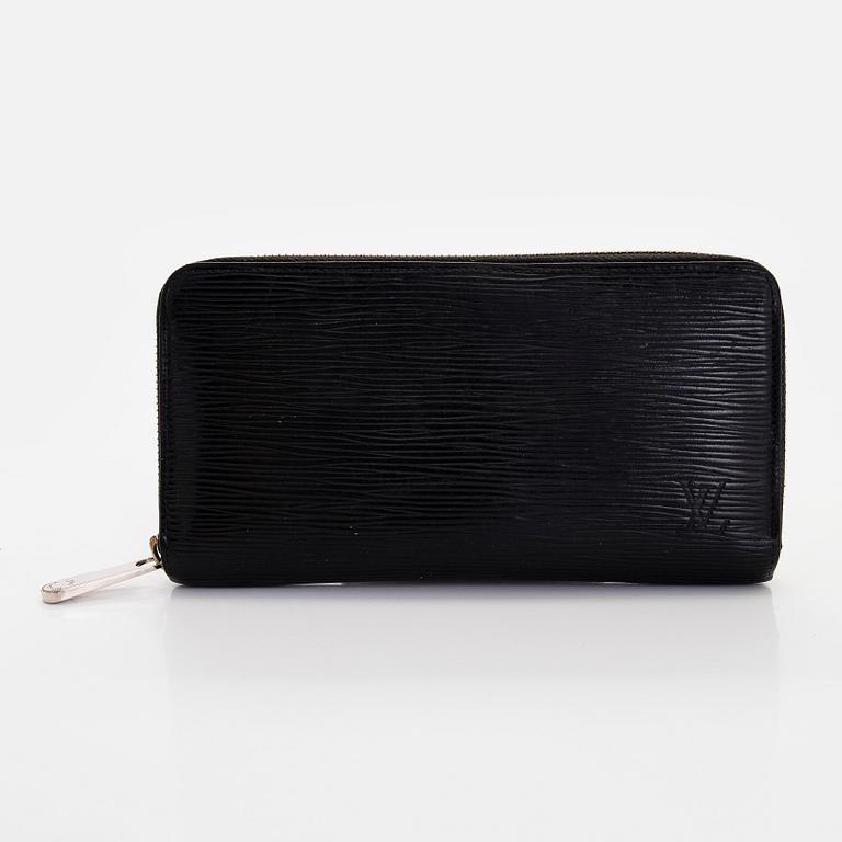 Louis Vuitton, a "Zippy" wallet.
