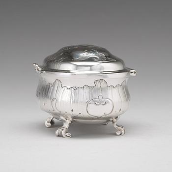 A German 18th century silver Rococo sugar-casket, mark of Johann Gottfried Hildebrandt, Berlin ca 1740-60 (1743-1778).