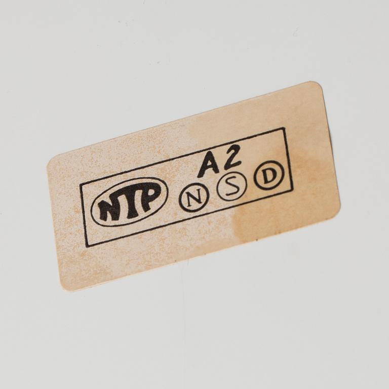 A "TELEGONO" TABLE LAMP DESIGNED BY VICO MAGISTRETTI, Artemide.