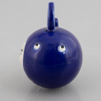 Lisa Larson, figurin, stengods, "Val" ur serien "Traffic", Gustavsberg.