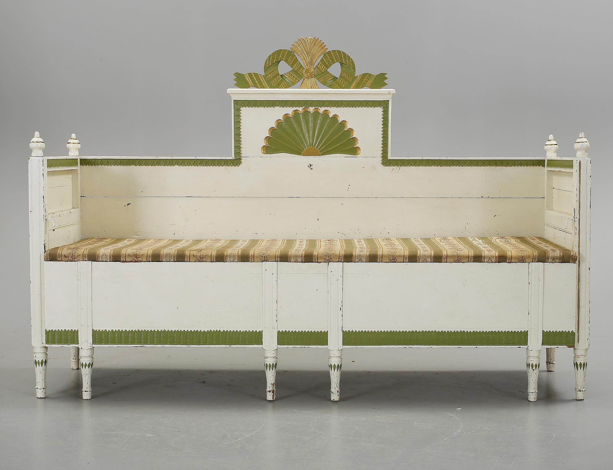 SOFFA, gustaviansk, omkring 1800.