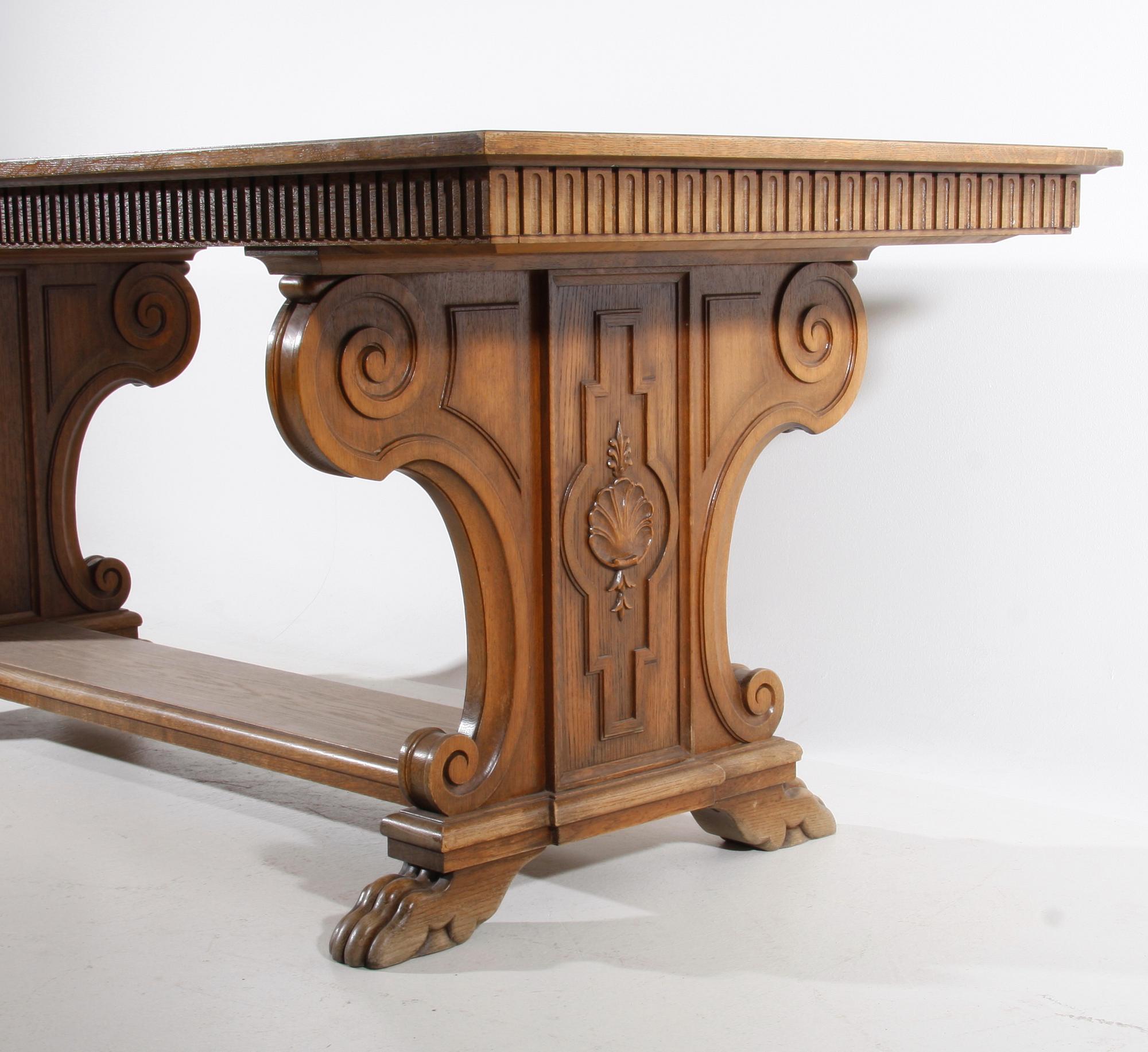 MATSALSGRUPP, 9 delar. Nyrenässans, 1900-talets första hälft.