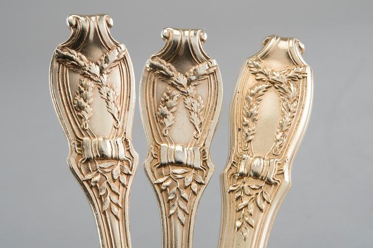 ATERIMET, Fabergé 36 kpl. 84 kullattua hopeaa. Moskova 1890 l. Yhteispaino 2695 g.