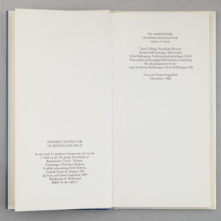 Collection of literature on silver, 8 volumes, including 'Svenskt silversmide 1520-1850'.