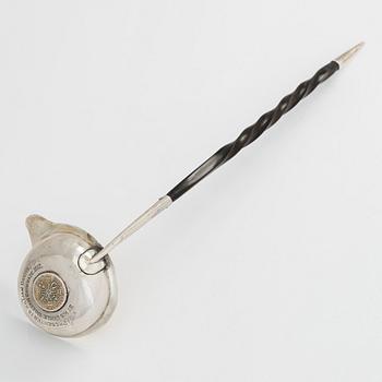Henrik Christian Stockfleth, suolakkopari, hopeaa, Kööpenhamina 1830, ja punssikauha, hopeaa, Lontoo 1801,.