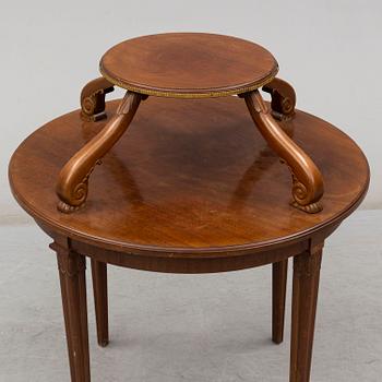 An early 20th century table.