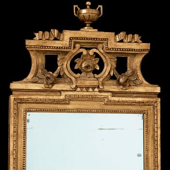 A Gustavian 18th century mirror by Johan Åkerblad, master 1758.