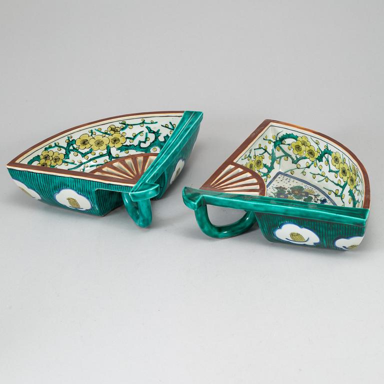 Two Japanese fan shaped bowls, 20th Century.