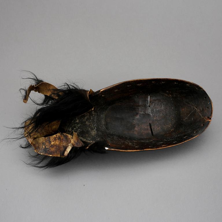 MASK, Liberia, samt 2 figurer, Afrika, 1900-tal.