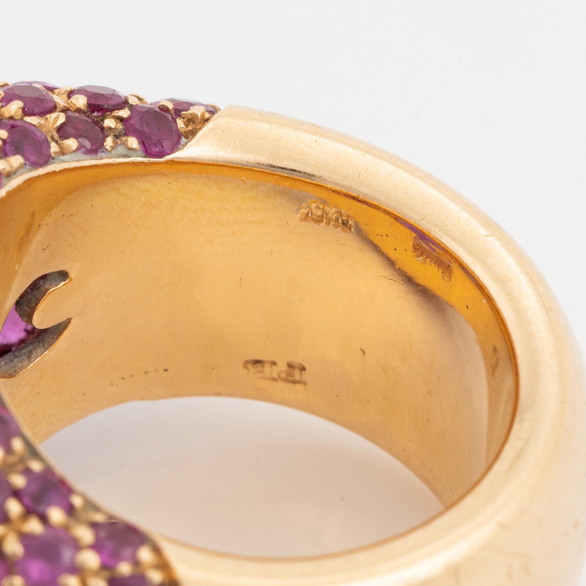 Amethyst and pink sapphire ring.