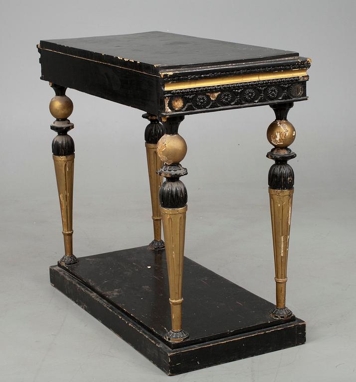 KONSOLBORD, sengustaviansk, 1800-talets början.