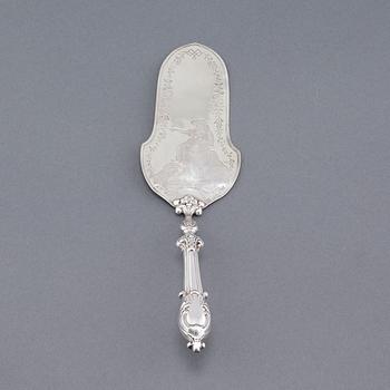 A silver cake server, unidentified master, assayers mark Ludvig Zuck, Riga, 1860? Weight 64 g.