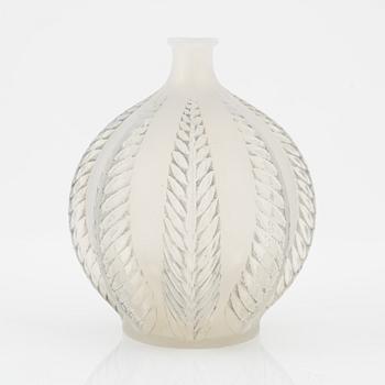 René Lalique, a 'Malines' glass vase, France.