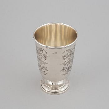 An Austrian late 19th century / early 20th century silver beaker, marked JC Klinkosch (Vienna).