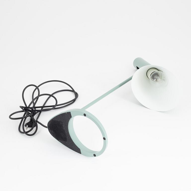 Arne Jacobsen, bordslampa, "AJ", Louis Poulsen, Danamark.