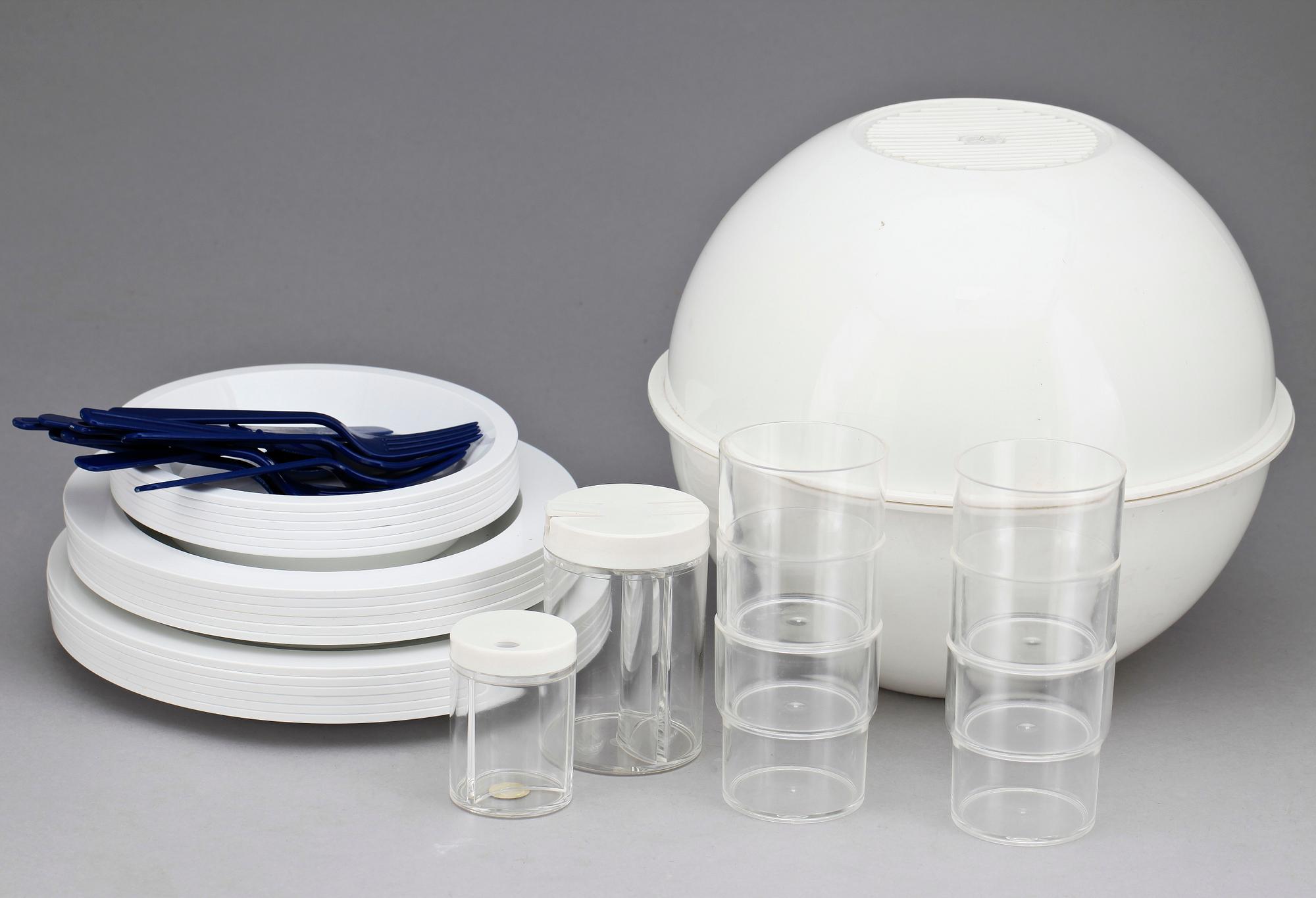 PICKNICKSERVIS, 39 delar, plast, Guzzini per alimenti, Italien, 1950/60-tal.