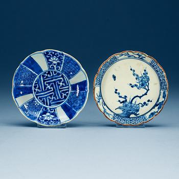 SKÅLFAT, två stycken, porslin. Ming dynastin, Tianqi/Chongzhen.
