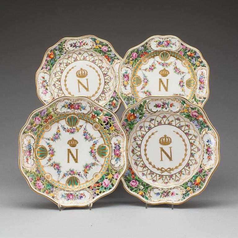 TALLRIKAR, 4 st, Sevres, 1800-talets andra hälft.