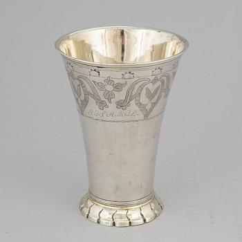 A silver beaker probably by Mikael Hammarberg, Härnösand 1771.
