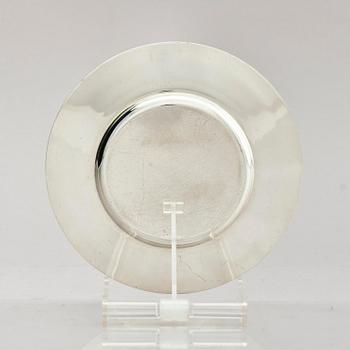 Lennart Larsson Guld AB, a Swedish silver butter box with lid and tray, Jönköping 1974.