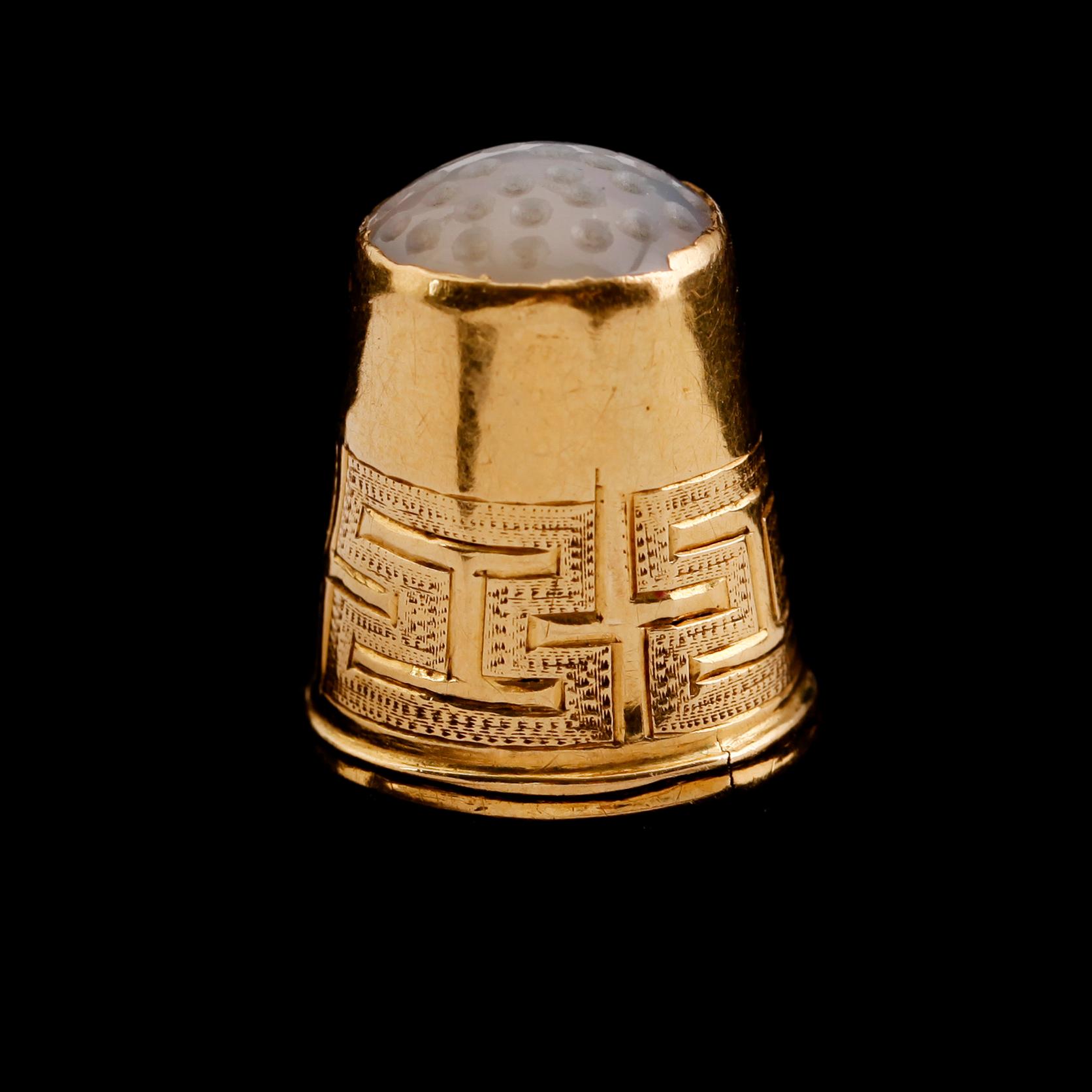 FINGERBORG, 18 k guld, svenska stämplar 1873. Vikt ca 3 gram.