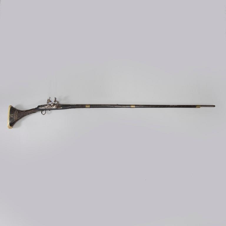 A NORTH AFRICAN FLINTLOCK GUN, 19th century. - Bukowskis