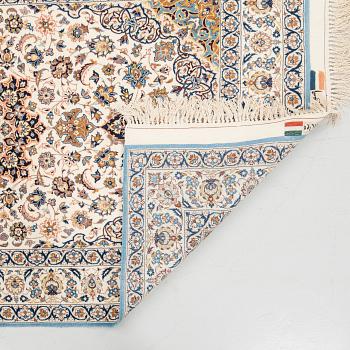 Carpet, Isfahan, signed, approx. 184 x 107 cm.