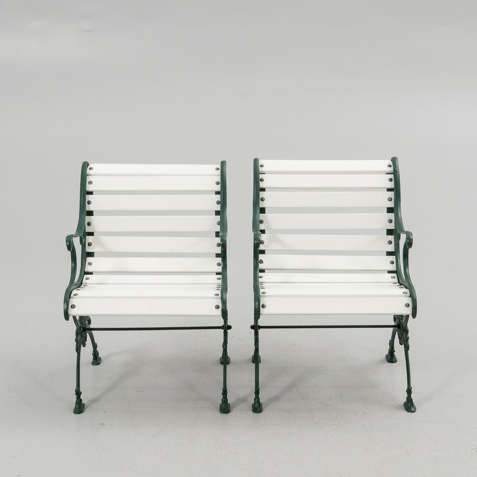Garden group, 4 pieces, second half of the 20th century.