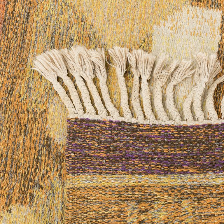 MATTA, rölakan, monogramsignerad, Alestalon Mattokutomo, Finland, Ca 250 X 159 cm.