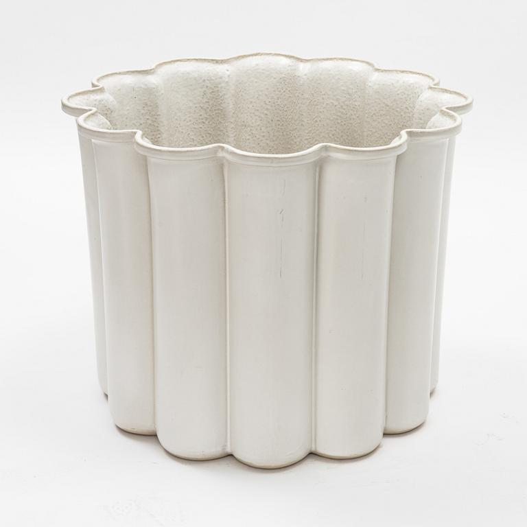 Karin Björquist, a stoneware 'Wave' plant pot, Gustavsberg, 1980's.