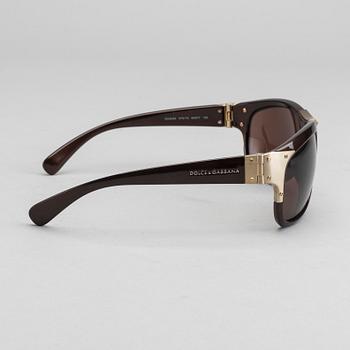 DOLCE & GABBANA solglasögon.